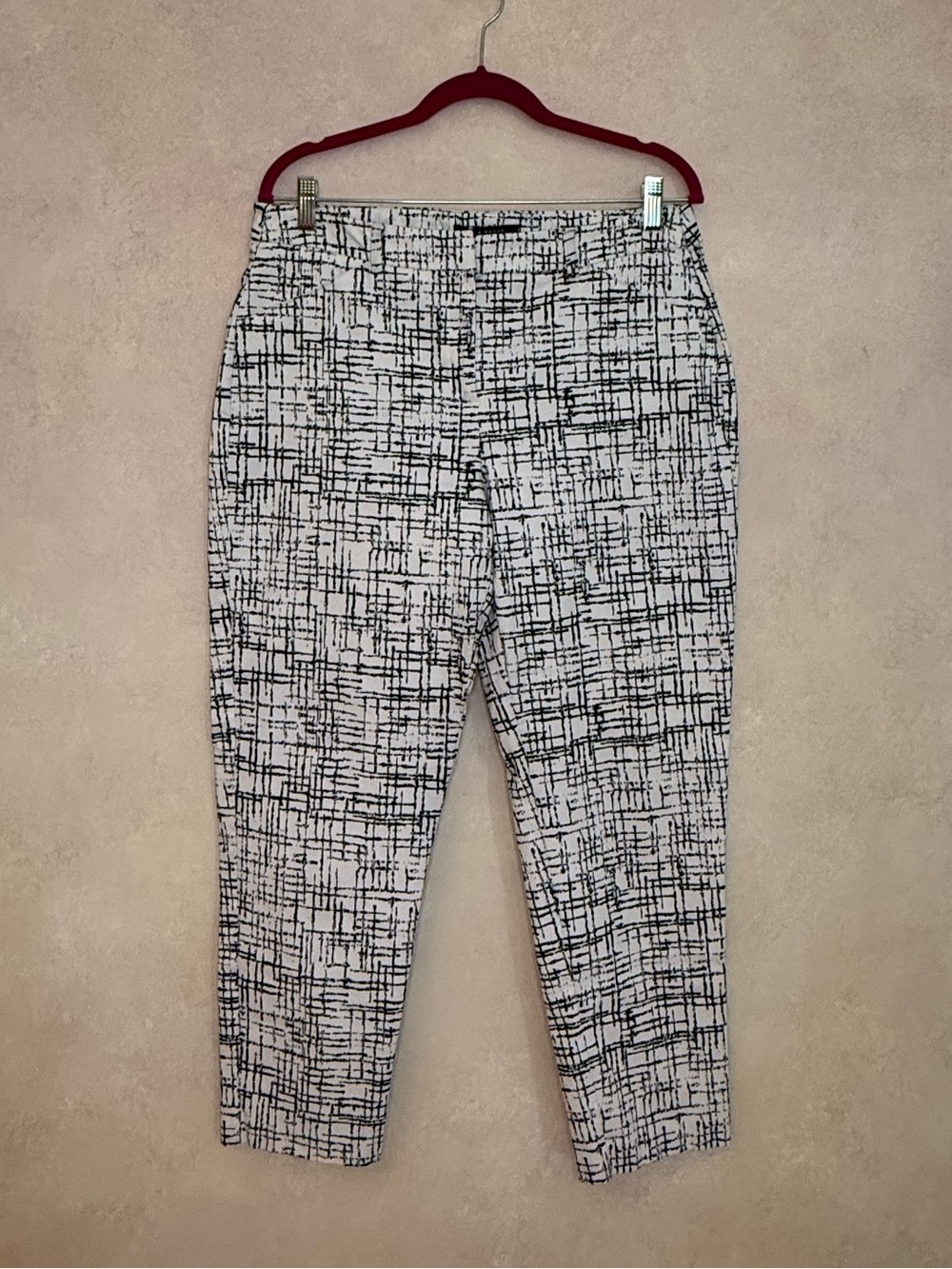 Zac & Rachel black and white pants